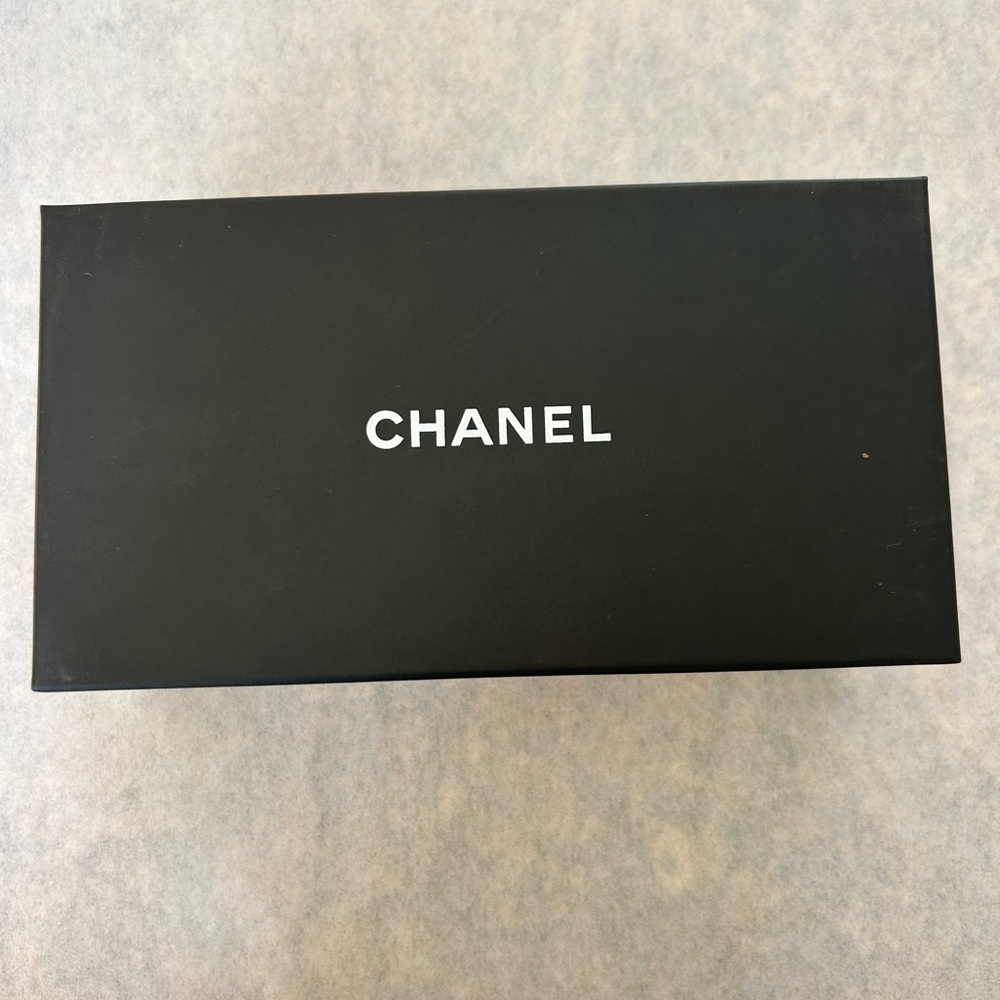 New Authentic Guaranteed Chanel sunglasses box 
Ideal for gifts or storage.